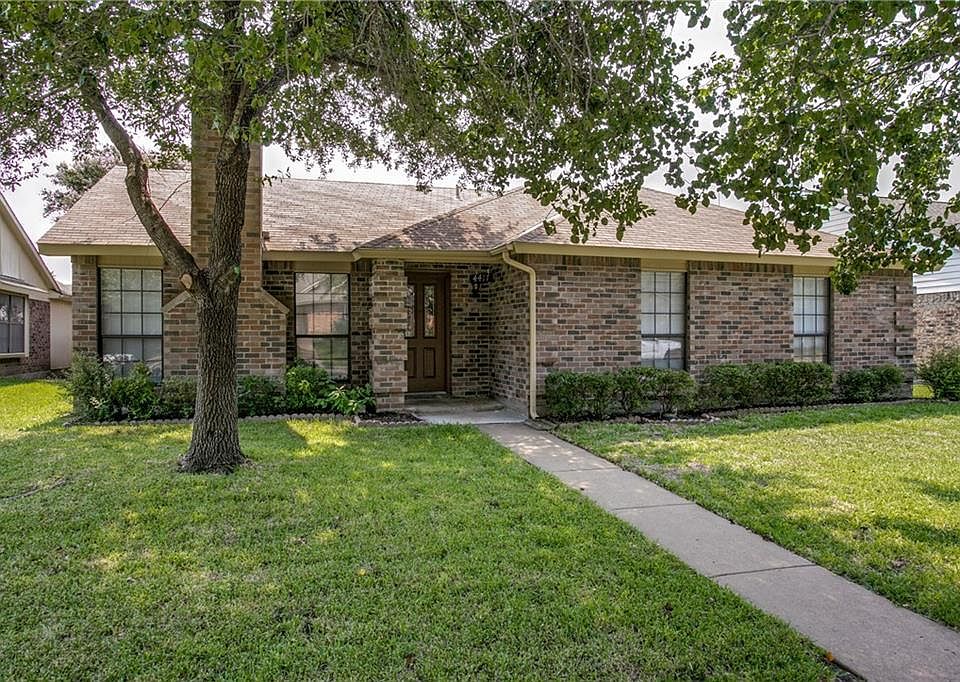 1st image of 4417 Seville Ln