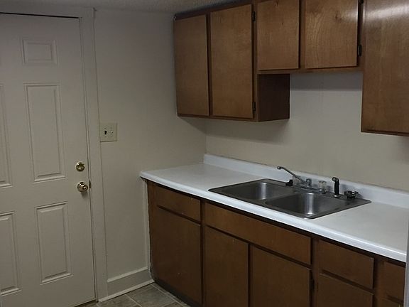 4th image of 7330 E 47th St