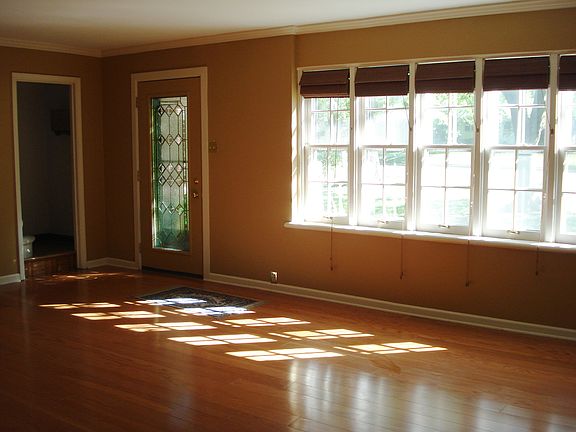 Sunshine Flooding in from the South