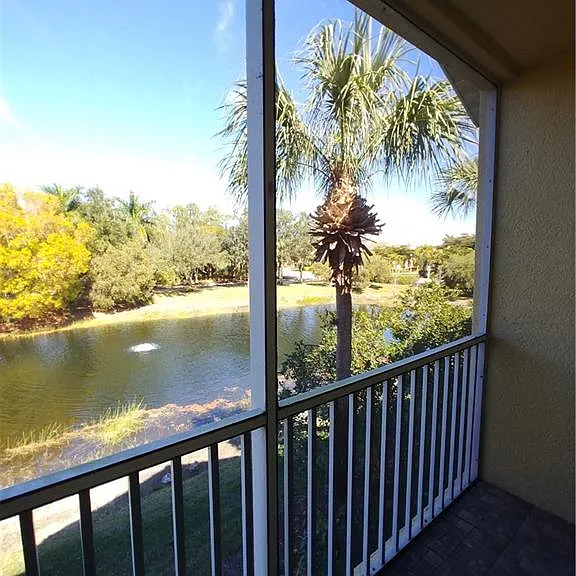 20140 Estero Gardens Cir #204 — Photo 13