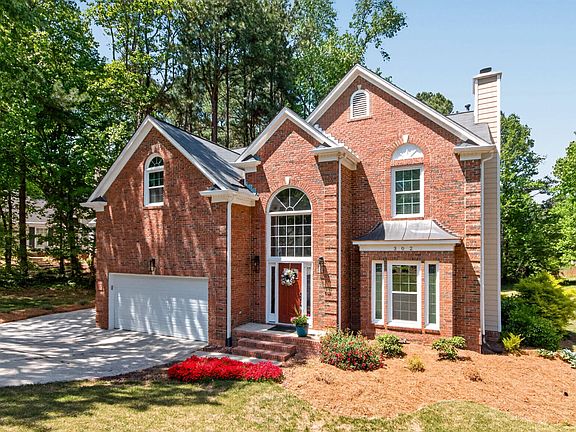 2nd image of 302 Catlin Rd
