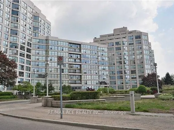 2261 Lake Shore Blvd W #301, Toronto, ON M8V 3X1