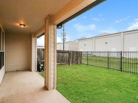 5th image of 6222 Brenwood Cir