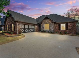 6506 Timber Ridge Dr, Rogers, AR 72758