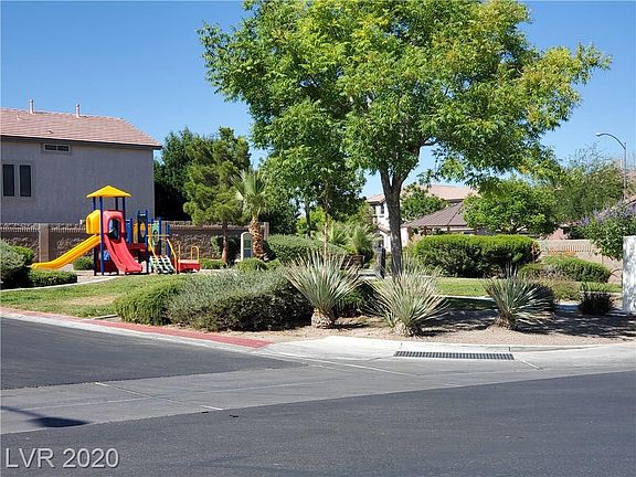 4th image of 717 Caballo Hills Ave
