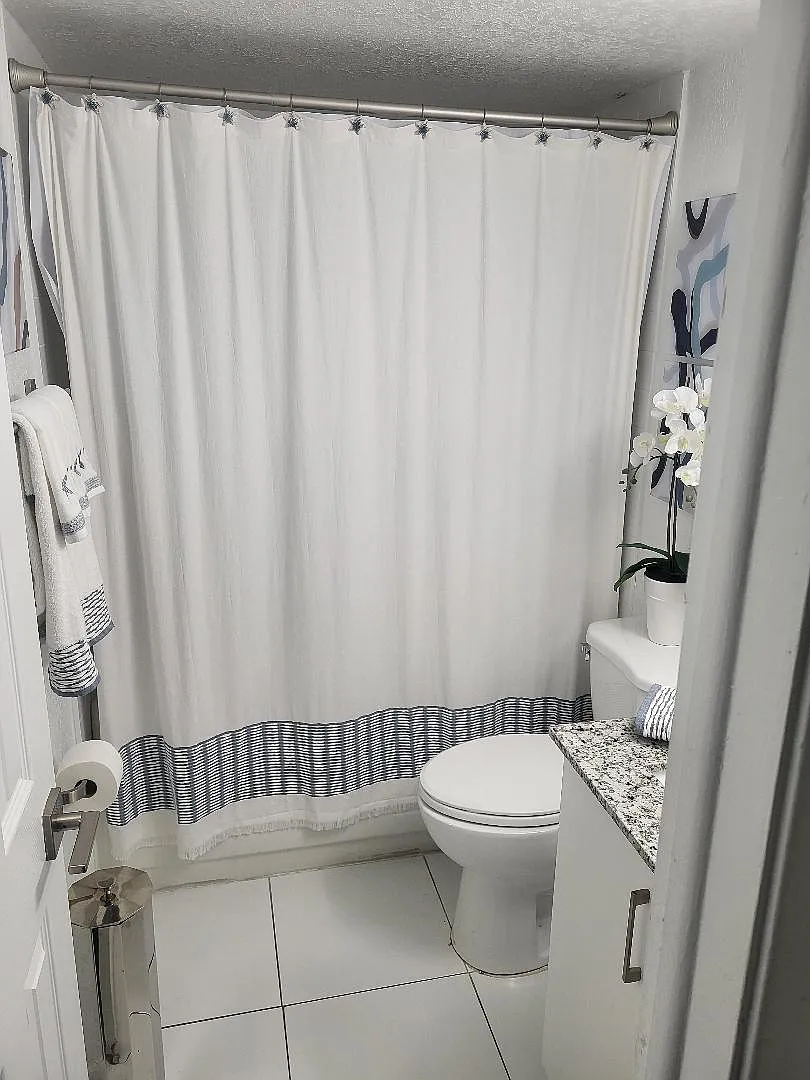 2 bed, $900 — Photo 1