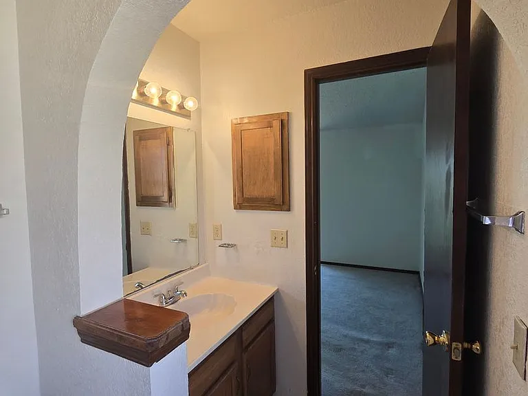 4536 General Maloney Cir — Photo 22