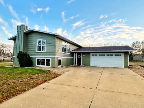 84 S Harmon Dr, Mitchell, SD 57301