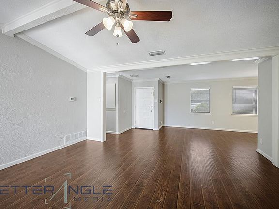 3rd image of 1809 Mission Dr