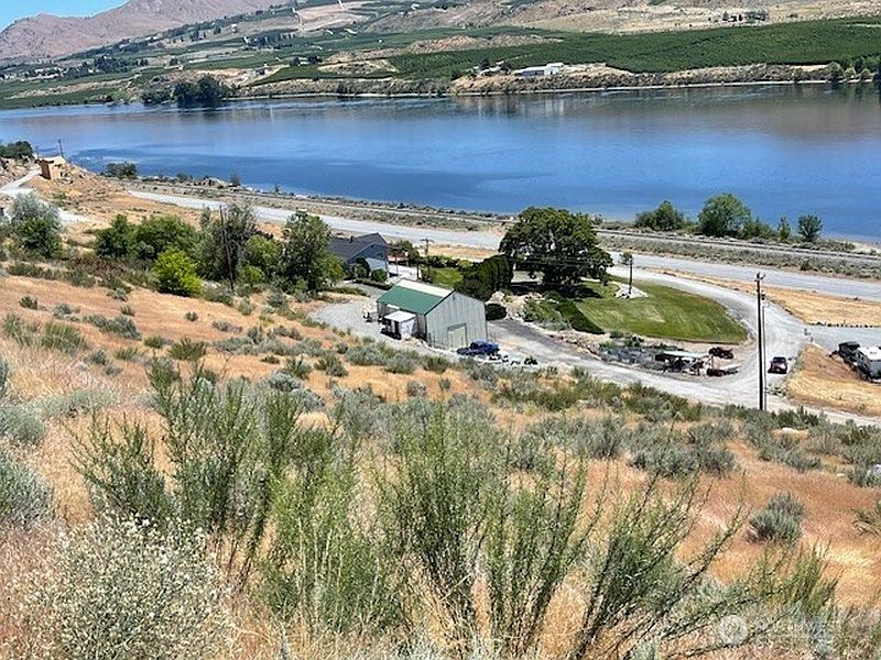 2nd image of 37 Osprey Nest Road