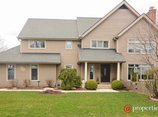 404 E Magnolia St, Arlington Heights, IL