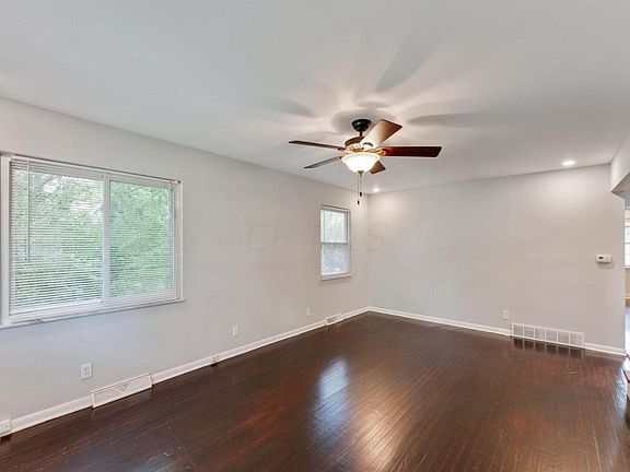 4th image of 623 E Beechwold Blvd