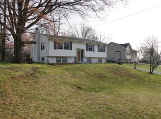2030 Bridle Ln, Roanoke, VA