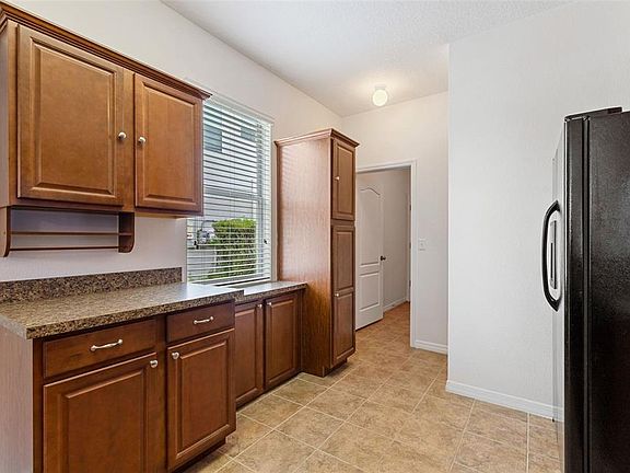 5th image of 2616 WALDEN WOODS DRIVE