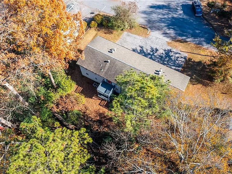 121 Mark Twain Cir — Photo 30
