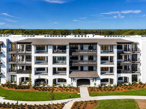 4th image of 277 The Grove Dr N #312
