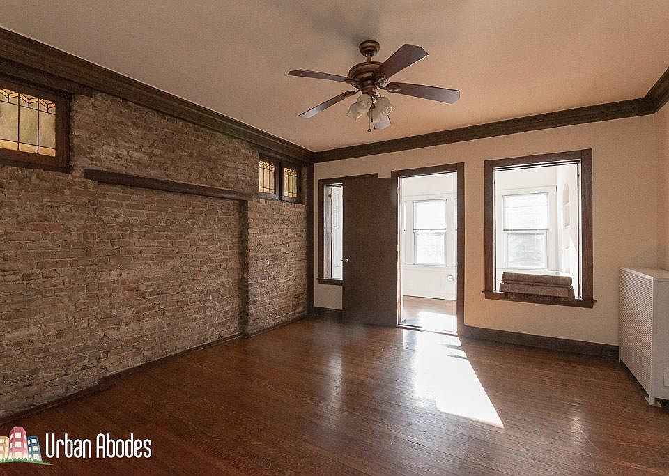 623 W Buckingham Pl Chicago IL Zillow