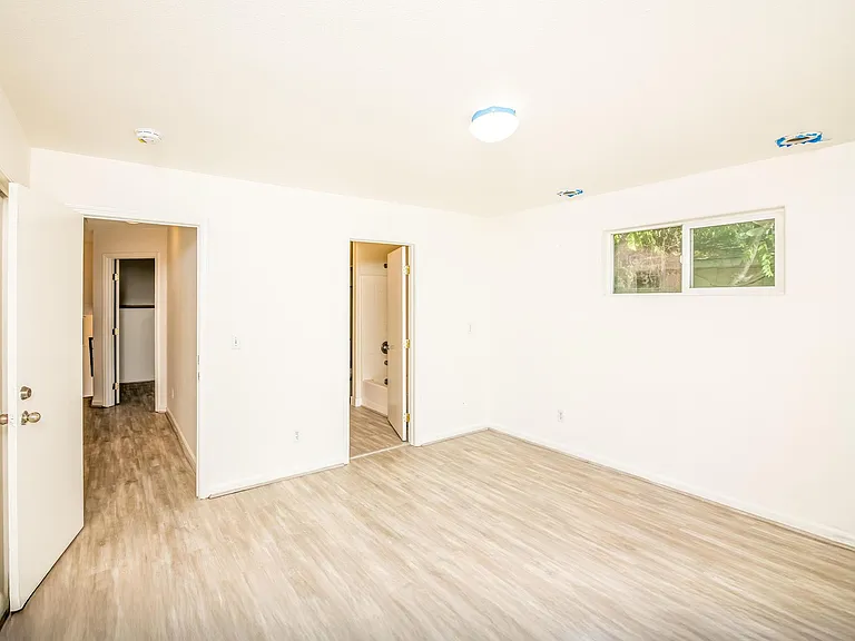 2nd floor bedroom (#3)