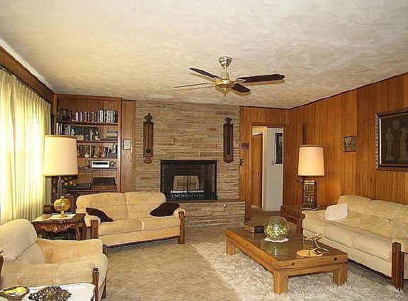 4th image of 1019 Country Club Dr