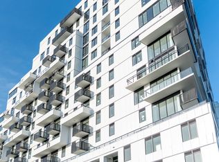 1050 Eastern Ave #715, Toronto, ON M4L 0B7