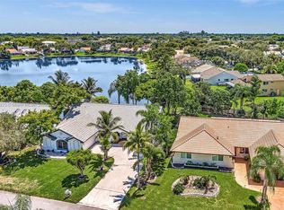6310 Olde Moat Way, Davie, FL 33331