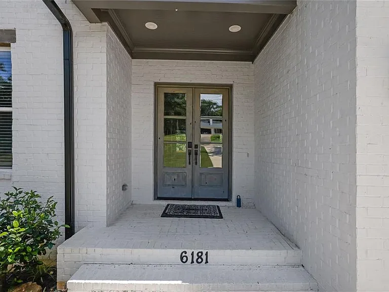 6181 Shoreland Cir — Photo 6