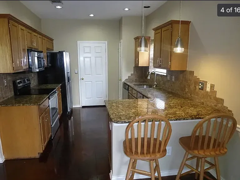 12227 Stable Fork Dr — Photo 3