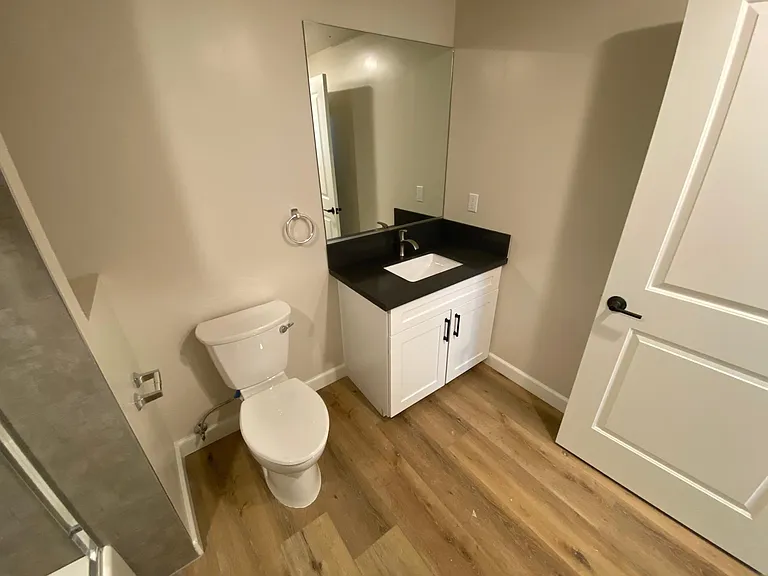 11168 Morrison St — Photo 37