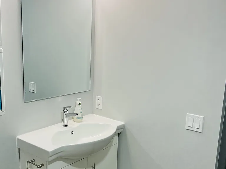77 Leland St #201 — Photo 11