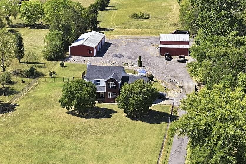 1st image of 4612 Midland Rd