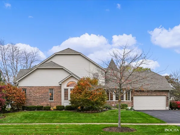 12201 Spire Dr, Lemont, IL 60439