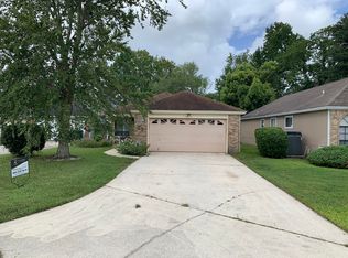 2882 Lantana Lakes Dr W, Jacksonville, FL 32246
