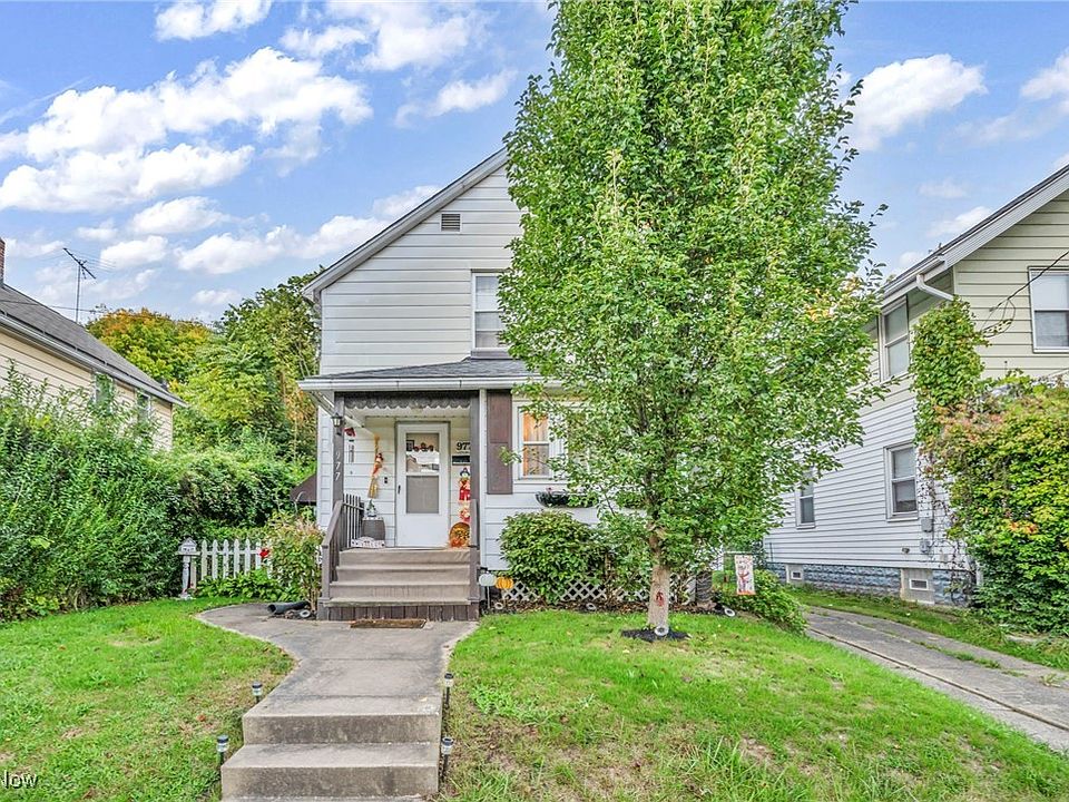 1st image of 977 W Hopocan Ave