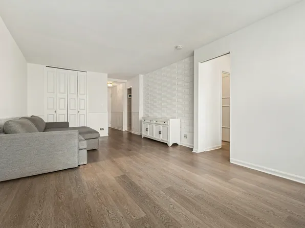 35 East 38th Street image 1 of 8