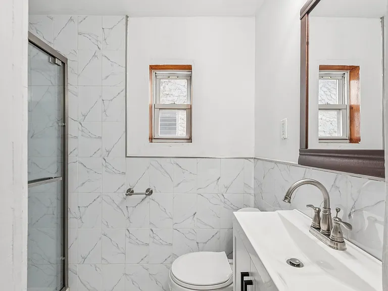 150 E Huntingdon St — Photo 12