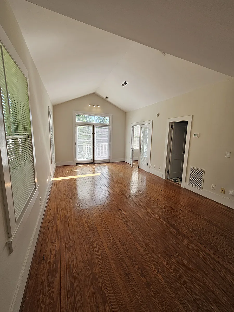 Building Photo - 315 S 5th Ave #2