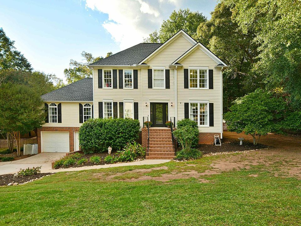 204 Farmwood Dr, Fountain Inn, SC 29644 Zillow