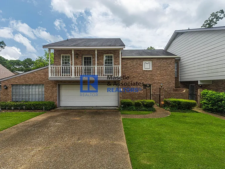 69 Sycamore Ln — Photo 1