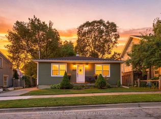422 Queen St, Newmarket, ON L3Y2H2