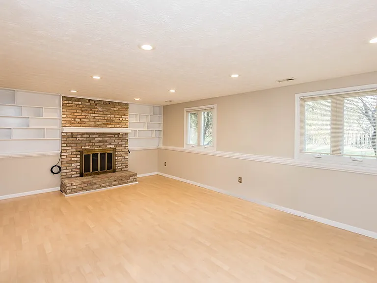 5334 Tara Hill Dr — Photo 20