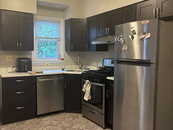221 W 29th St, Baltimore, MD 21211