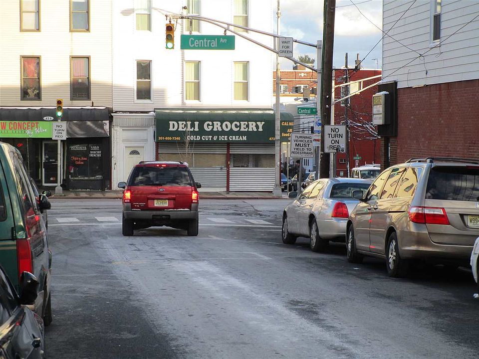 2nd image of 127 Congress St
