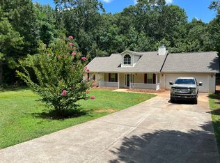 380 Leguin Mill Rd, Locust Grove, GA 30248