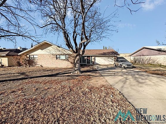 2nd image of 1400 E Cimarron Rd