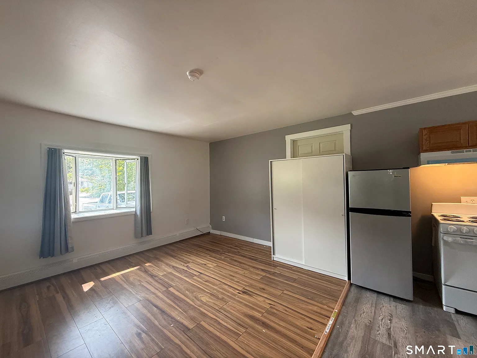 Studio, 1.0 bath, 400 sqft, $1,400 — Photo 4