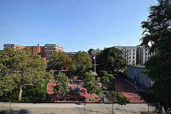 Rented by Simply Brooklyn Realty Inc | media 49