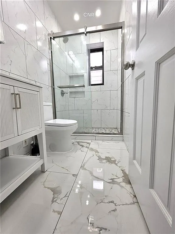 2 bed, 1.0 bath, 3280 sqft, $2,500 — Photo 4
