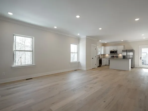 347 Kellys Ferry Pl, Chattanooga, TN 37419