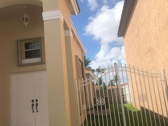 2nd image of 1042 NW 131st Ave