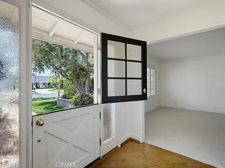 2705 E Jacaranda Ave — Photo 11